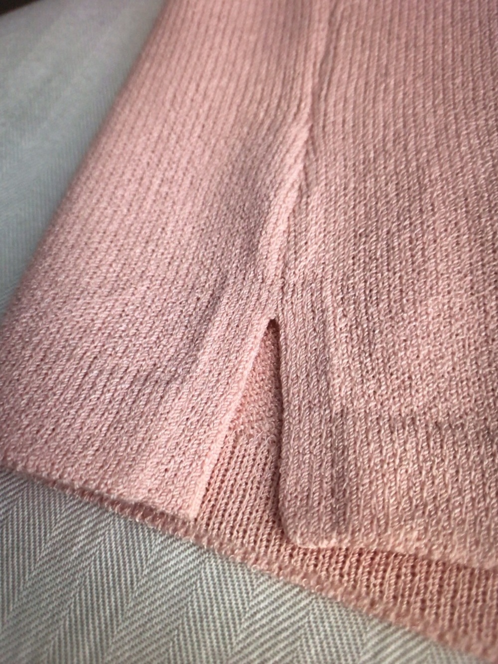 St. John Peach Knit Sleeveless Tank Top - Picture 8 of 9